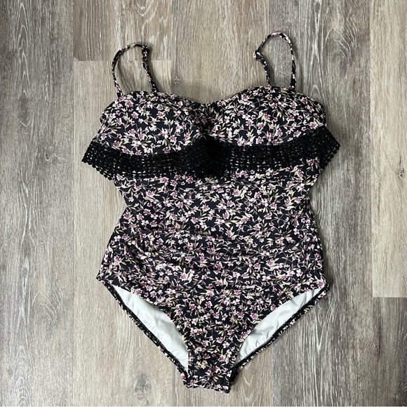 Kona Sol floral ruffle top swimsuit. Convertible removable straps, large. - Picture 1 of 10